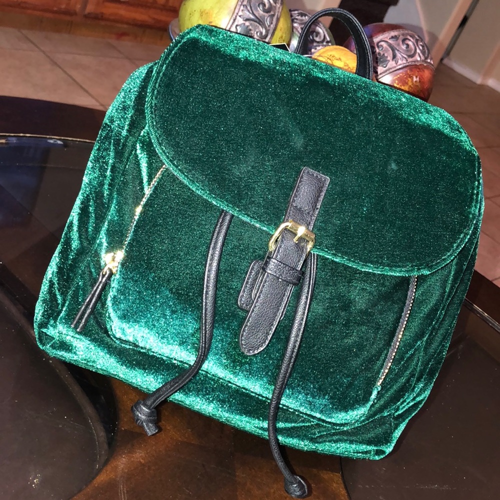 No boundaries mini backpack new with tag